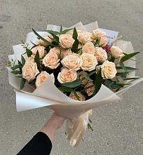 Букет Кремовые розы Латте в Редькино