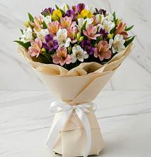 Букет цветов из:  Альстромерии в Редькино