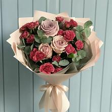 Букет цветов из:  Гвоздики и Розы в Редькино
